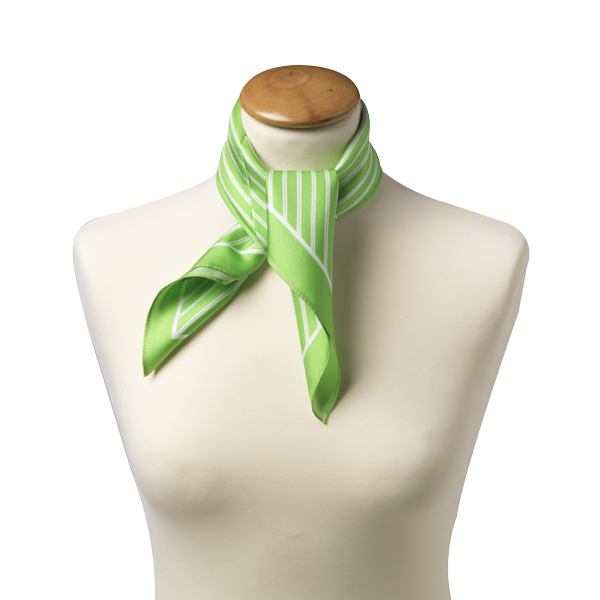 Foulard en soie vert pomme/ blanc rayé (2)