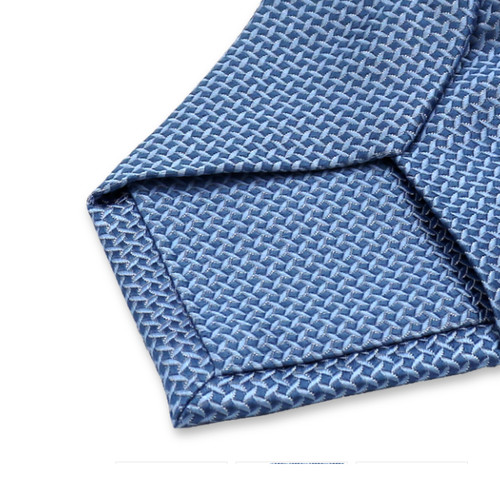 Cravate bleue à motif (3)