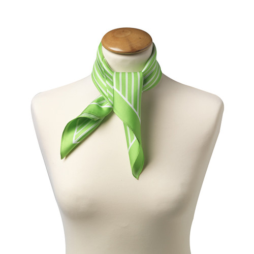 Foulard en soie vert pomme/ blanc rayé (2)