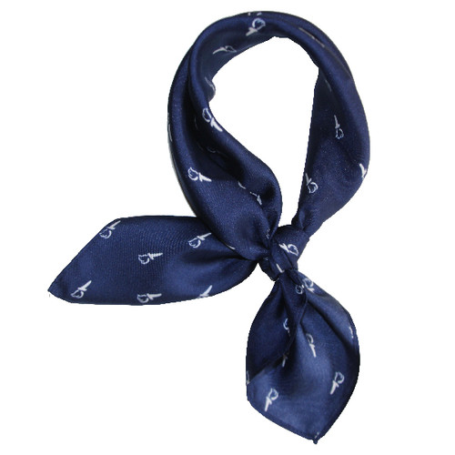 Écharpe en soie bleu foncé - Liberté (2)