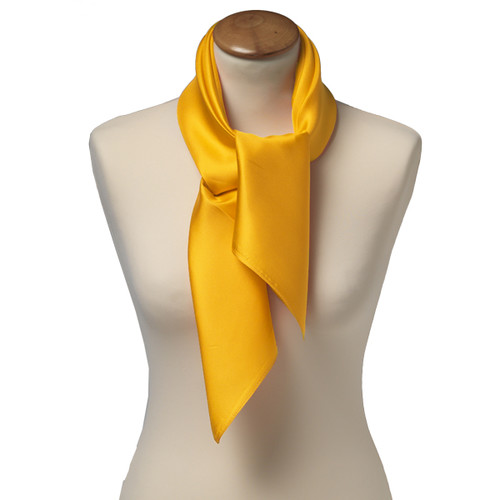 Foulard carré soie uni jaune (2)