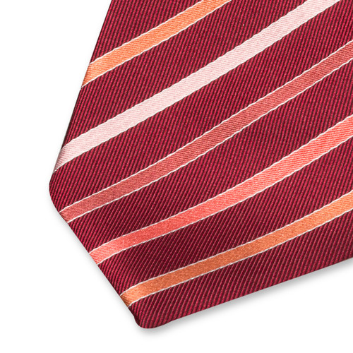 Cravate aux rayures rouges (2)
