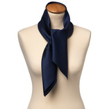 Foulard carré soie uni bleu foncé - Thumbnail 2